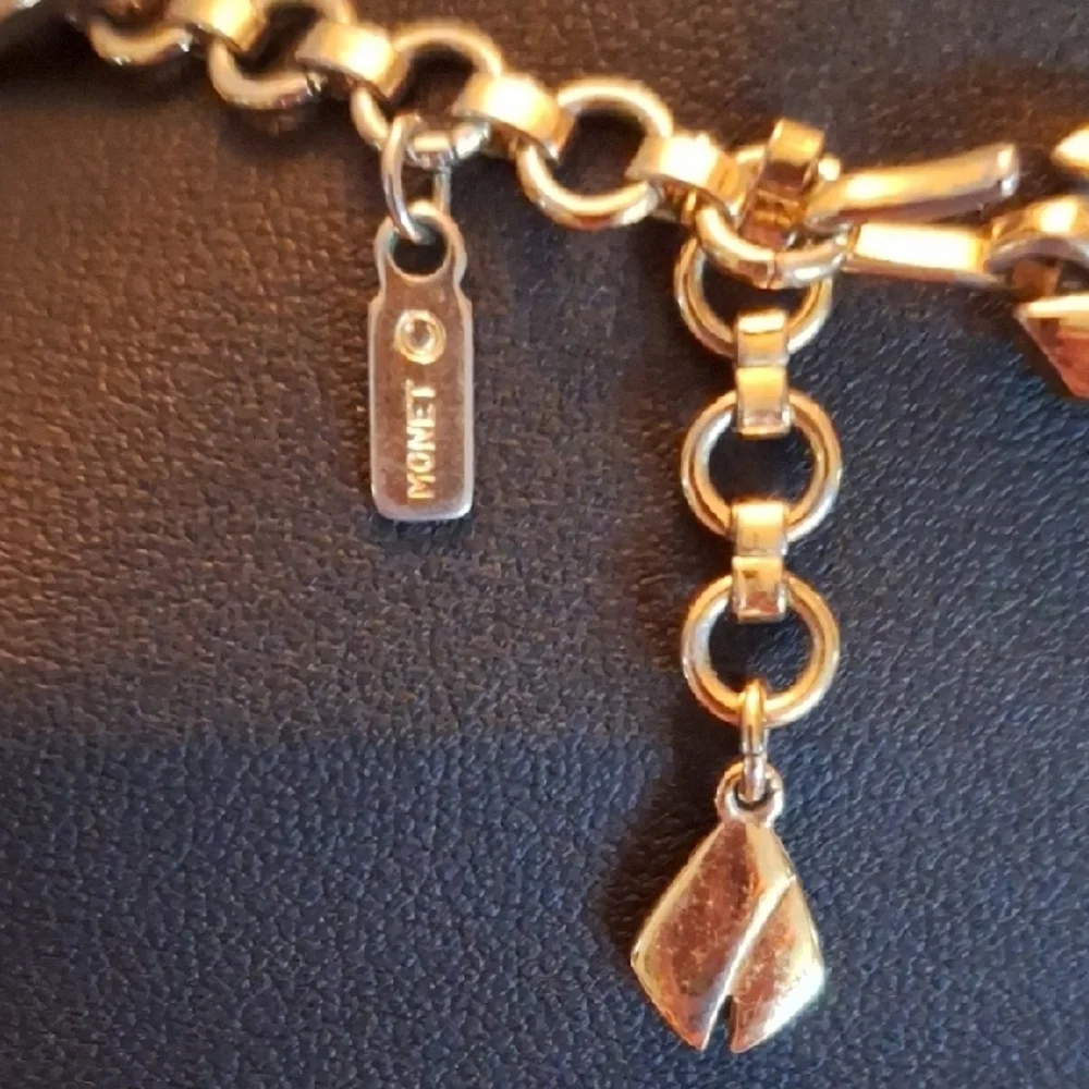 Monet Necklace & Bracelet Set - Picture 5 of 5